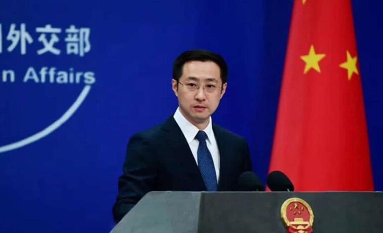China condena "usar fuerza en relaciones internacionales" tras ataque de EE. UU. en el Caribe