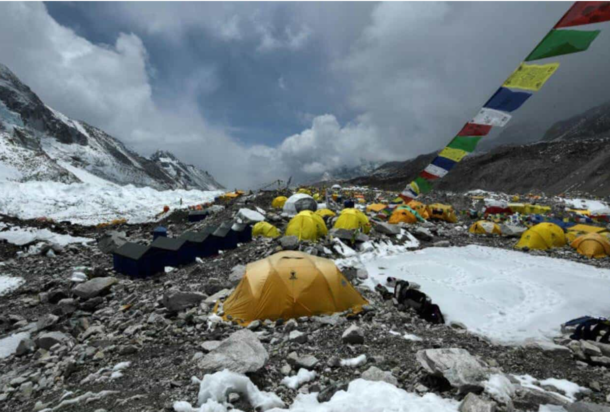 El deshielo del Everest hace aflorar los fantasmas del pasado