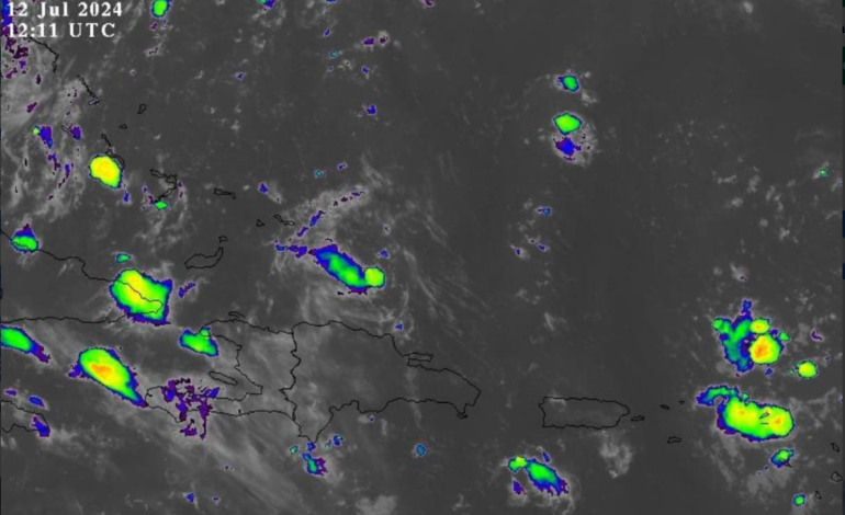 Onda tropical llegará este sábado con aguaceros; viernes lluvias escasas