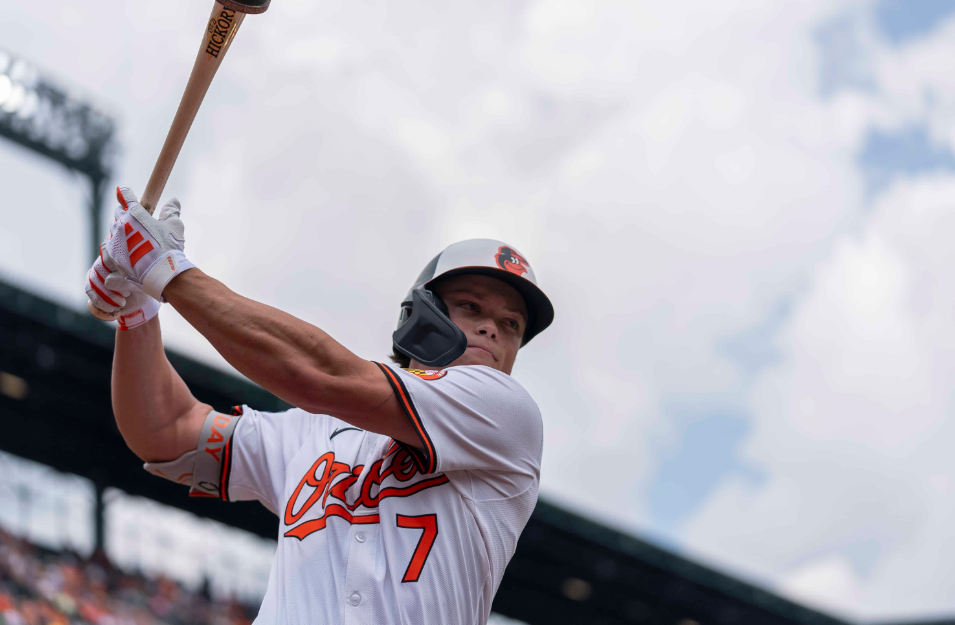 Holliday aporta grand slam a victoria de Orioles sobre Azulejos