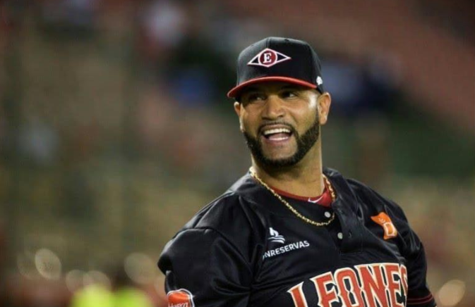 Albert Pujols asume como nuevo dirigente del Escogido