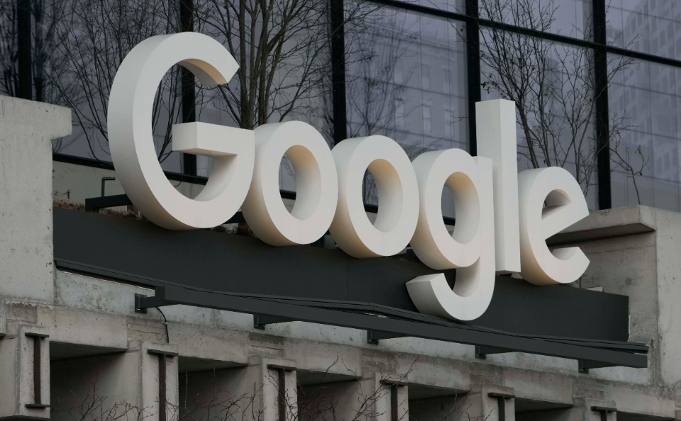 EE.UU. busca que Google venda partes de su negocio para poner fin a monopolio