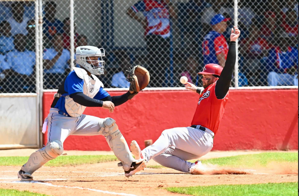Escogido vence al Licey y extiende a 3-0 su invicto en exhibición