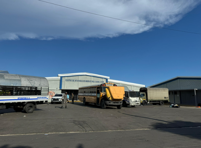 Se registra protesta en vacacional de Haina; Migración refuerza seguridad