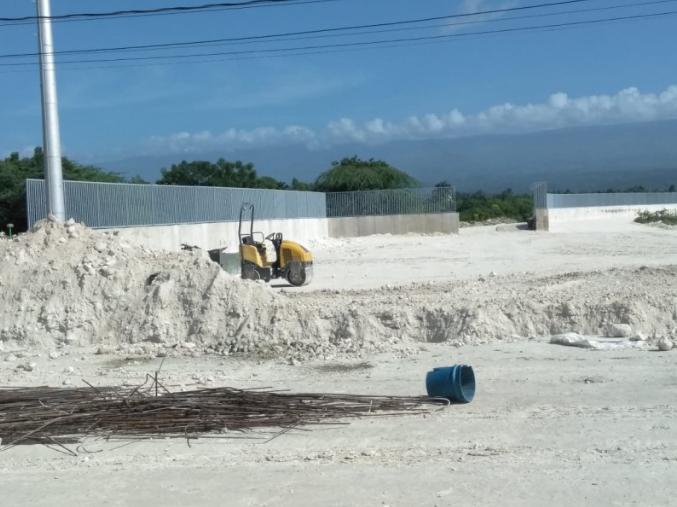 Así va la construcción de la verja perimetral fronteriza en Pedernales