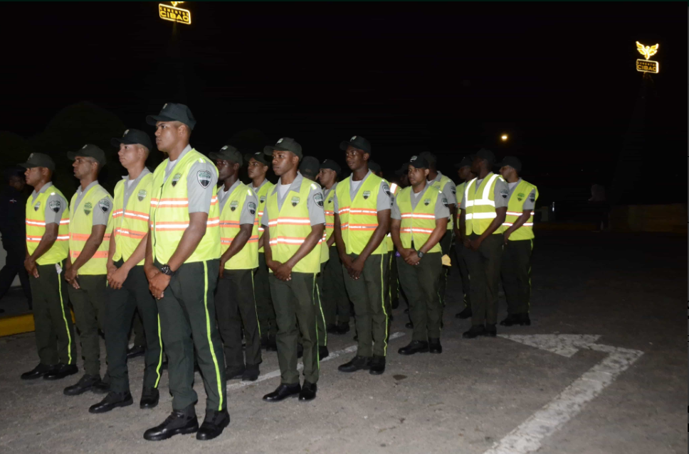 La Digesett envía a las calles de Santiago otros 30 agentes a viabilizar el tránsito