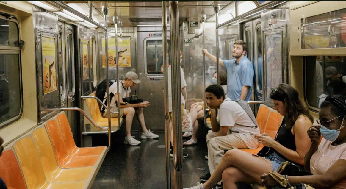 Las paradas del tren de NY ubicadas en el Alto Manhattan tienen el aire más tóxico de la ciudad