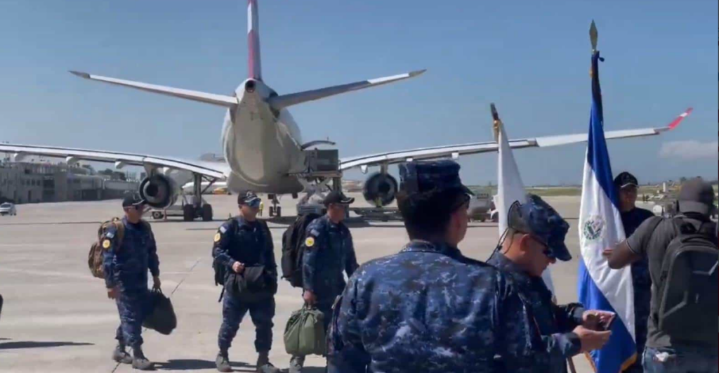 Tropas de El Salvador llegan a Haití para sumarse a la misión de seguridad