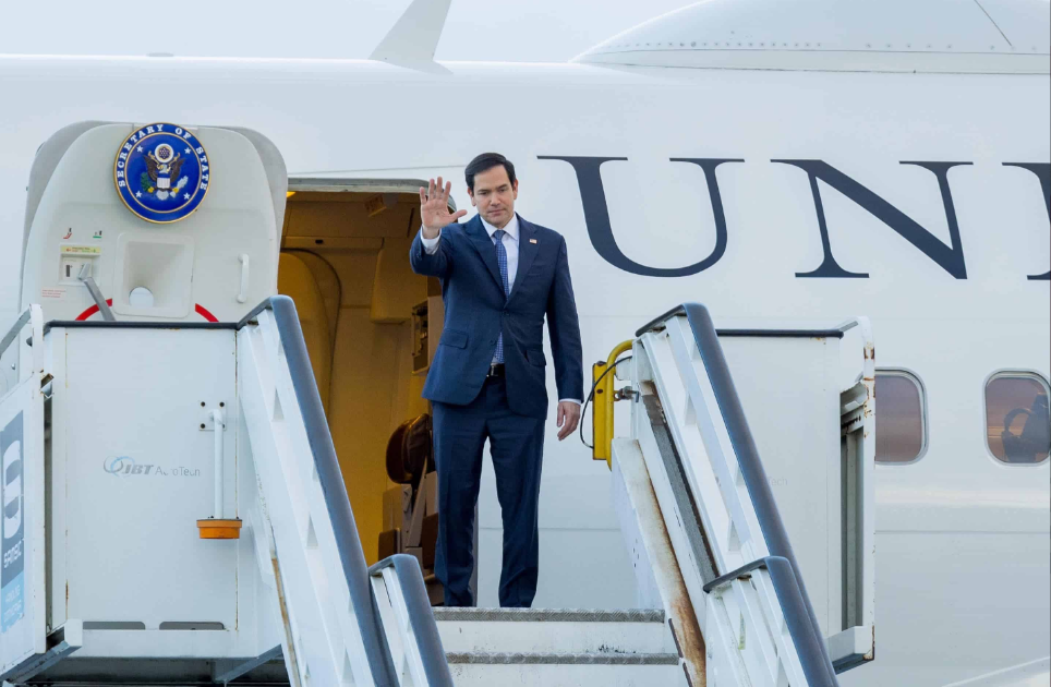 Marco Rubio sale de República Dominicana y finaliza primera gira por América Latina