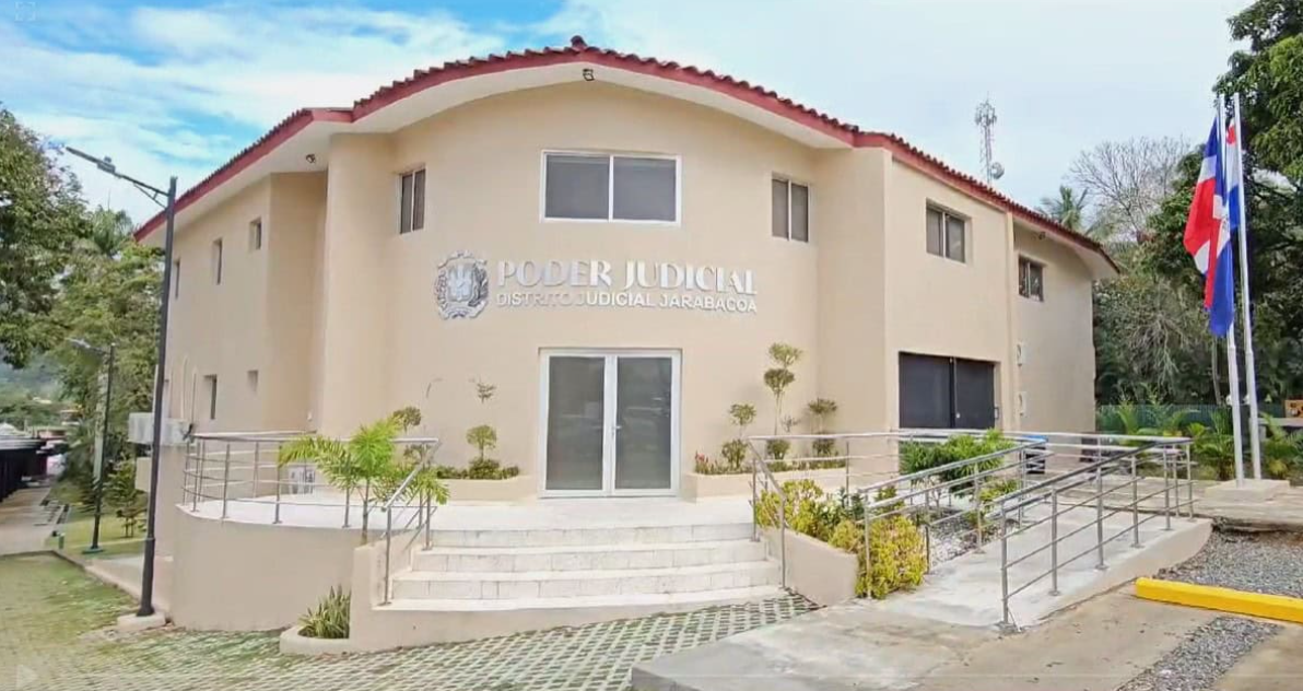 Aplazan medida de coerción contra cuatro policías vinculados a la fuga de un narco en Jarabacoa